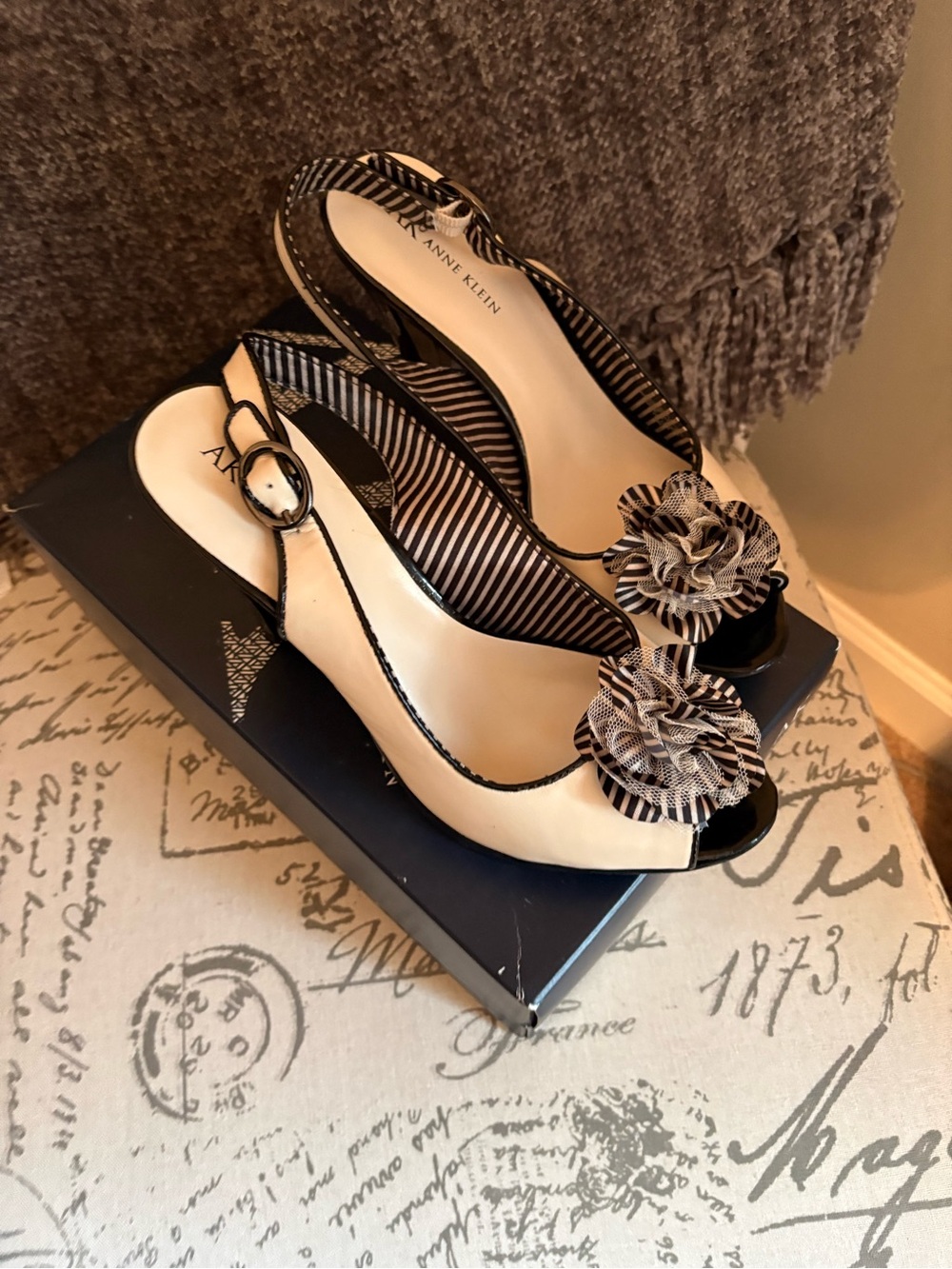 Anne Klein Cream and Black Peep-Toe Slingback Heels with Floral Accents